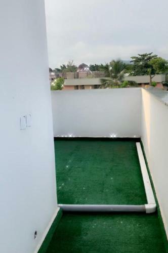 Charming 2 Bedroom Serviced Apartment With Pool