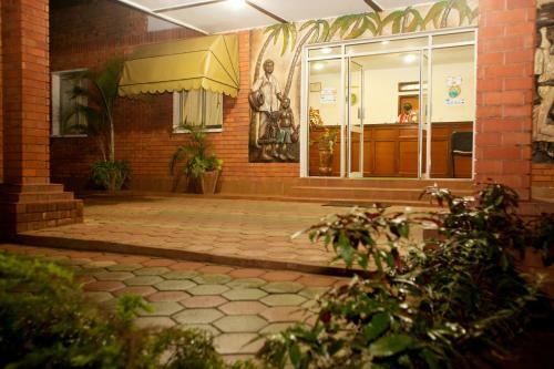 Hotel Mosa Court Apartments