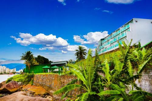 Apartamento Lindo Flat Sobre O Mar de Martin de S�...