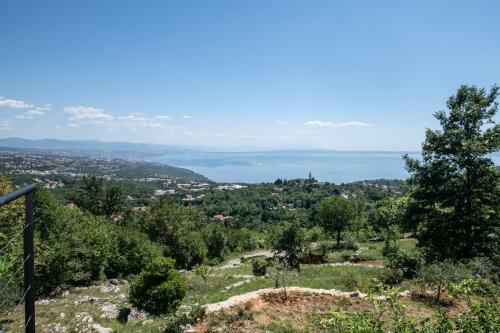 Villa Kruno, With The Pool And Spectacular View