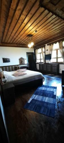 Hotel Z�mr�d�anka Otel