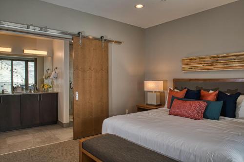 Hotel Grand Colorado On Peak 8