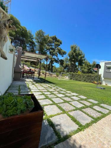 Eden Apartment Paliouri With Private Backyard Garden