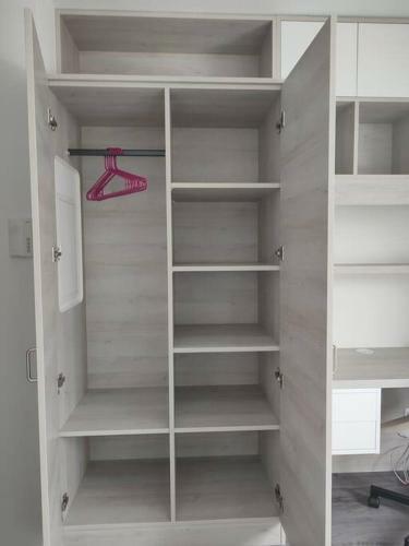 Apartamento Lovely Cheap 1 Private Zimmer (Kitchen, Bad)