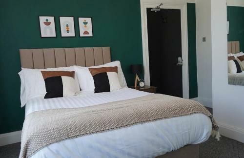 The Arkles Rooms