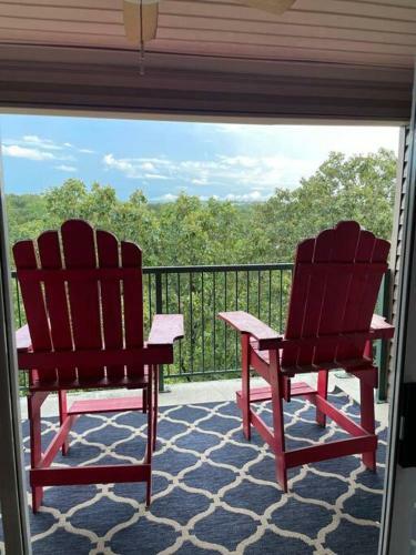 Apartamento New Listing! Hills & Valleys