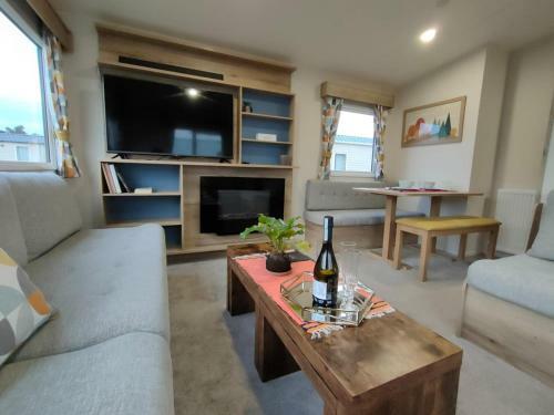 3 Bedroom Luxury Caravan
