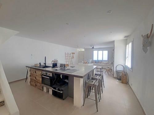 R�f Ls73 : Maison de Village 9 Pers Rue Espelly