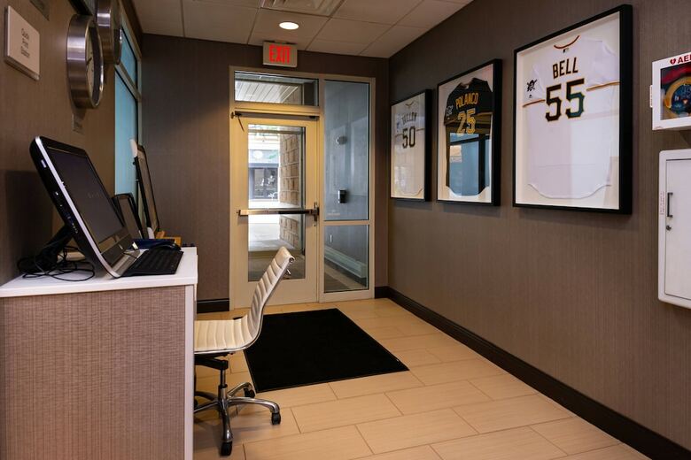 Hotel Springhill Suites By Marriott Pittsburgh North Shore