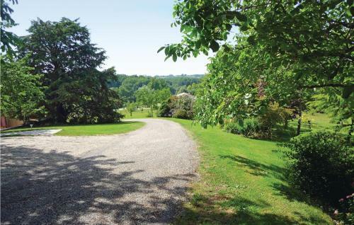Holiday Home Le Vieux Pommier