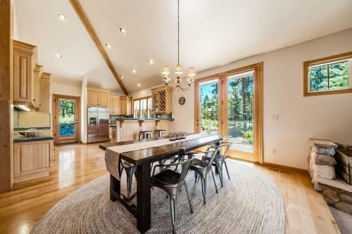 Luxury On Lassen