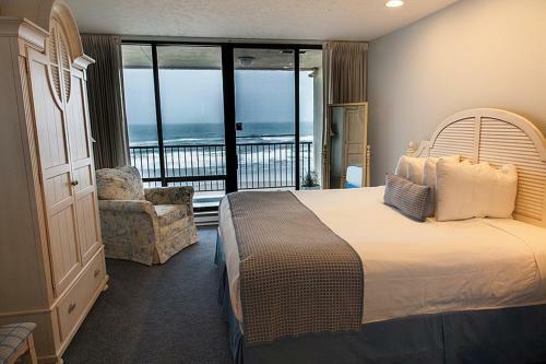 Inn At Spanish Head Resort Hotel