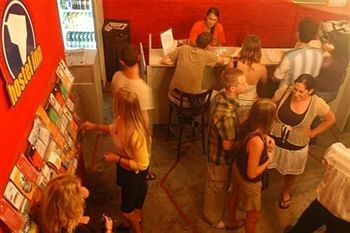 Hotel Hostel Inn Tango City - Hostelling International