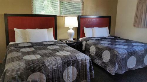 Hillcrest Motel