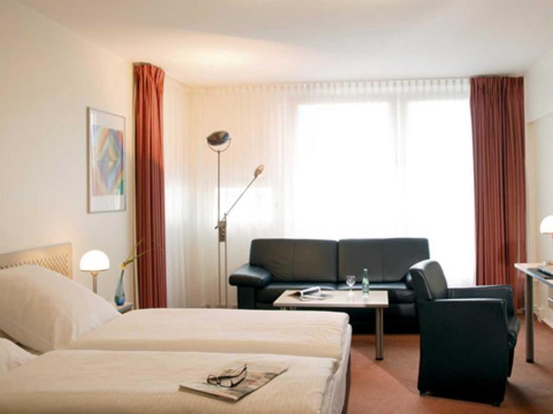 Hotel NH Berlin City West
