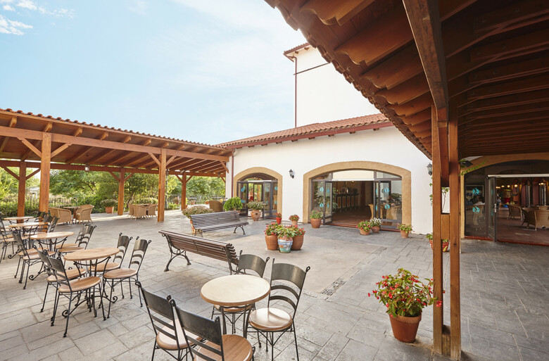 Hotel El Paso - Portaventura Park Tickets Incluidos + 1 Acceso Ferrari Land