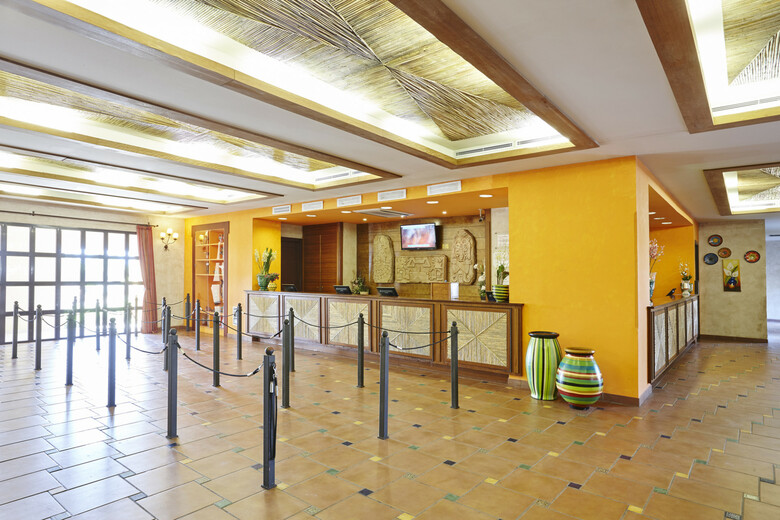 Hotel El Paso - Portaventura Park Tickets Incluidos + 1 Acceso Ferrari Land