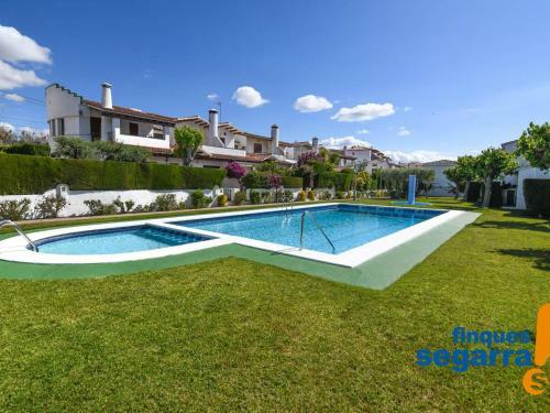 Casa El Vendrell, 4 Dormitorios, 8 Personas - Es-320-3