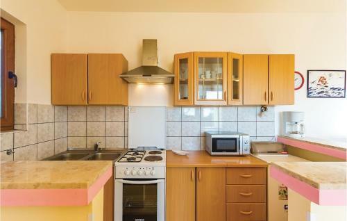 Holiday Home Krnica Isici