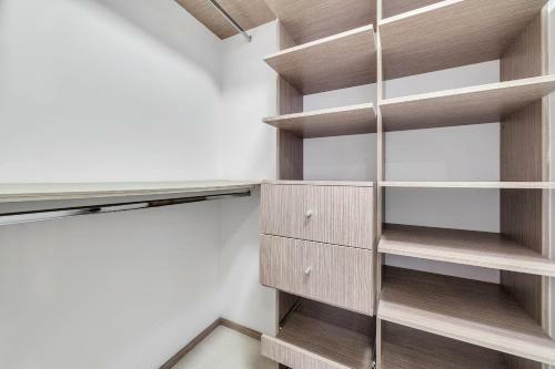 Apartamento Portanova Suites By Adventu