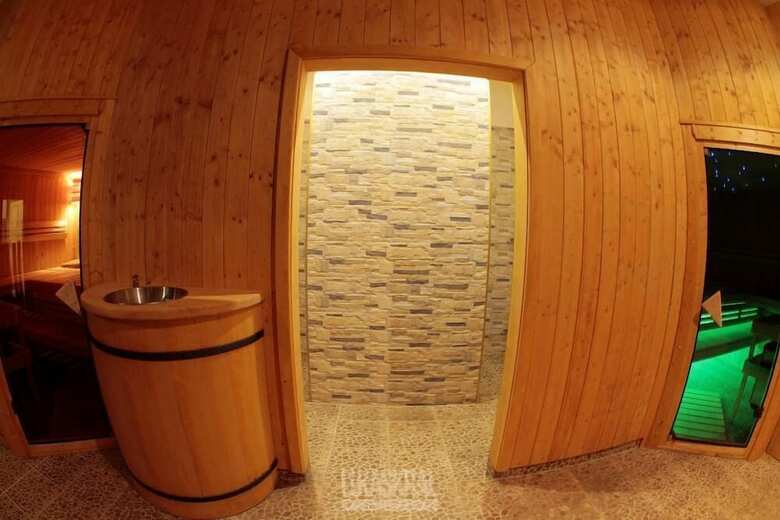 Hotel Horn� Dv?r