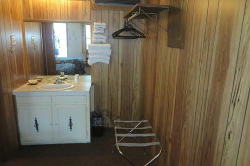 Seacrest Motel