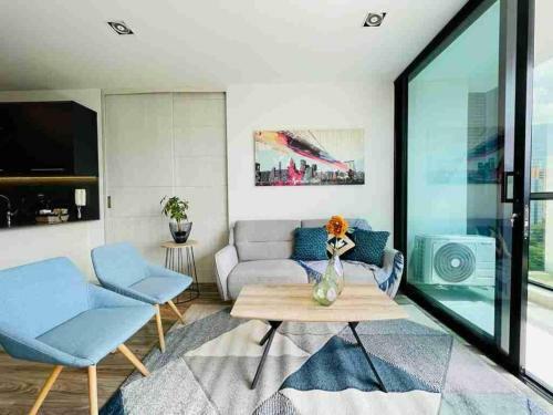 Apartamento Comodo de 2 Alcobas Estadio La 70