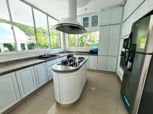Hermosa Casa En El Pe�on