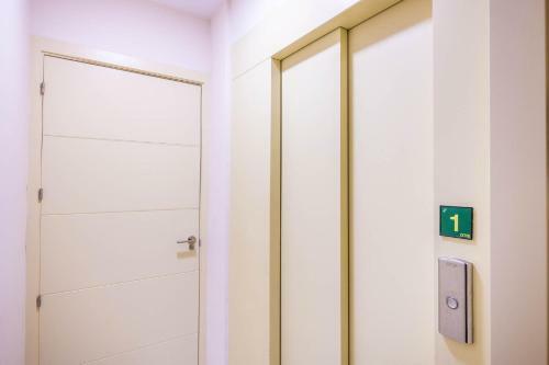 Apartamento H�rcules - Vacacional Sevilla