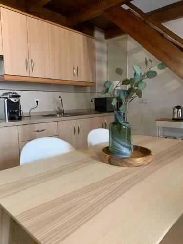 Apartamento Precioso Duplex En Triana - Wifi Gratis