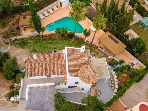 Brand New Villa With Pool For 8 People