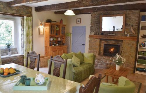 Holiday Home St Gueltas P-674