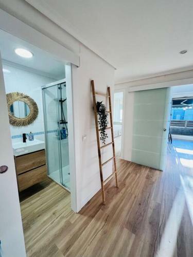 Apartamento Luminoso �tico Con Terraza