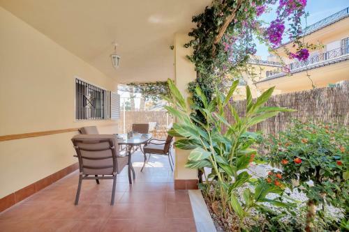 Casa En Playa Con Piscina Novamar