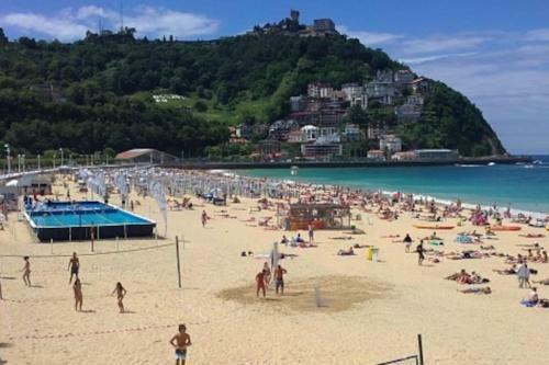 Apartamento A 5min de La Playa de Ondarreta