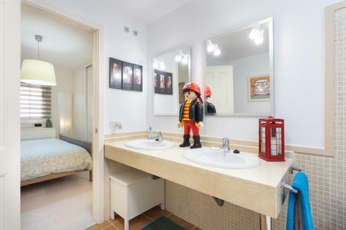 145 Macaronesia Apartment By Sunkeyrents