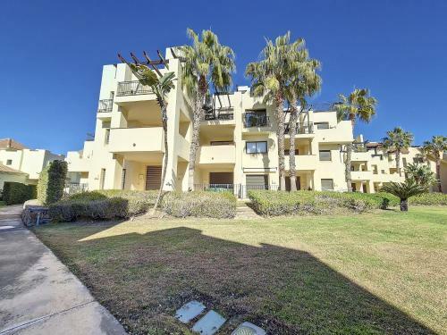 Roda Golf Bali Apartment - 2610