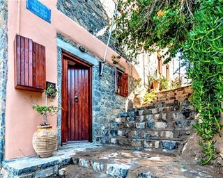 The Traditional Homes Of Crete
