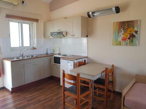 Aparthotel Hotel Kalamitsi Apartments