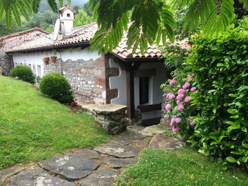 Hdec Hosteria de Casta�eda Alojamiento Turistico