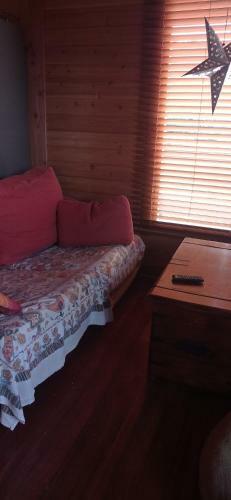 Acogedora Caba�a Con Piscina