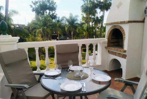 Apartamento Lovely 2 Bedroom In Oasis de Capistrano, Nerja