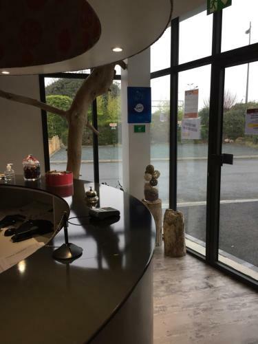 Hotel H�tel Balladins La Rochelle / Aytr�