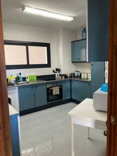 Espacioso Apartamento de Dos Dormitorios En Mijas