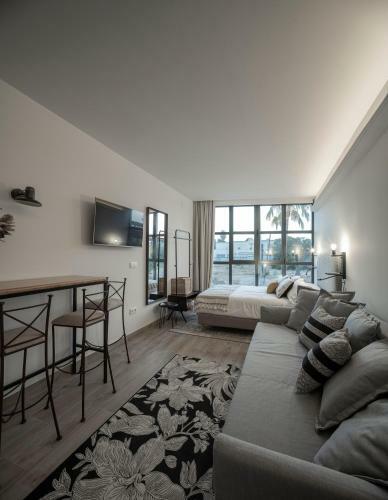 Apartamentos Rosa Vel�zquez