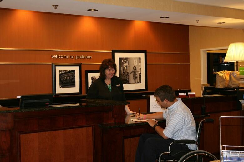 Hotel Hampton Inn Jackson-college Avenue