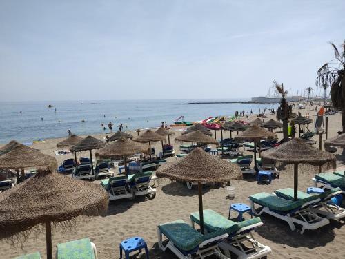 Apartamento En Primera L�nea de Playa A - Marbella Centro