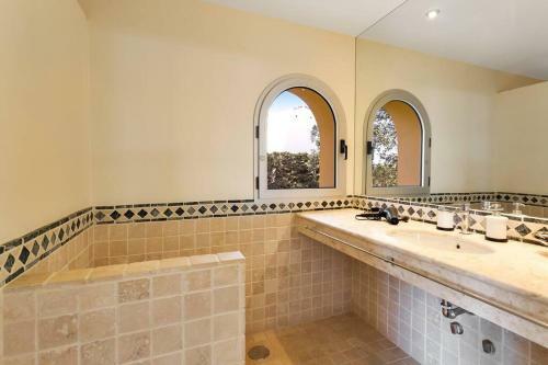 Apartamento Varenso Holidays Luxury Villa With Spectaculair Views