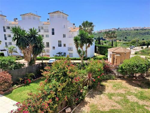 Apartment At Balcones de Los Hidalgos 2
