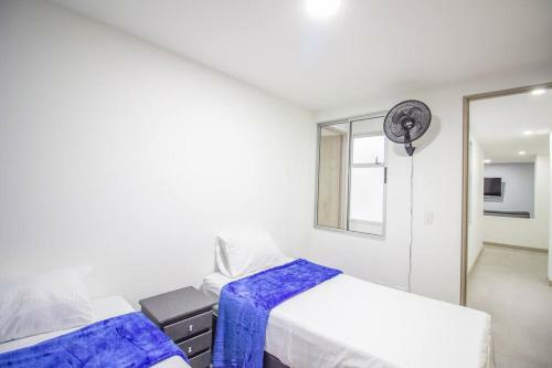 Apartamento Laureles �xito 2 Alcobas Piso 2 Balc�n